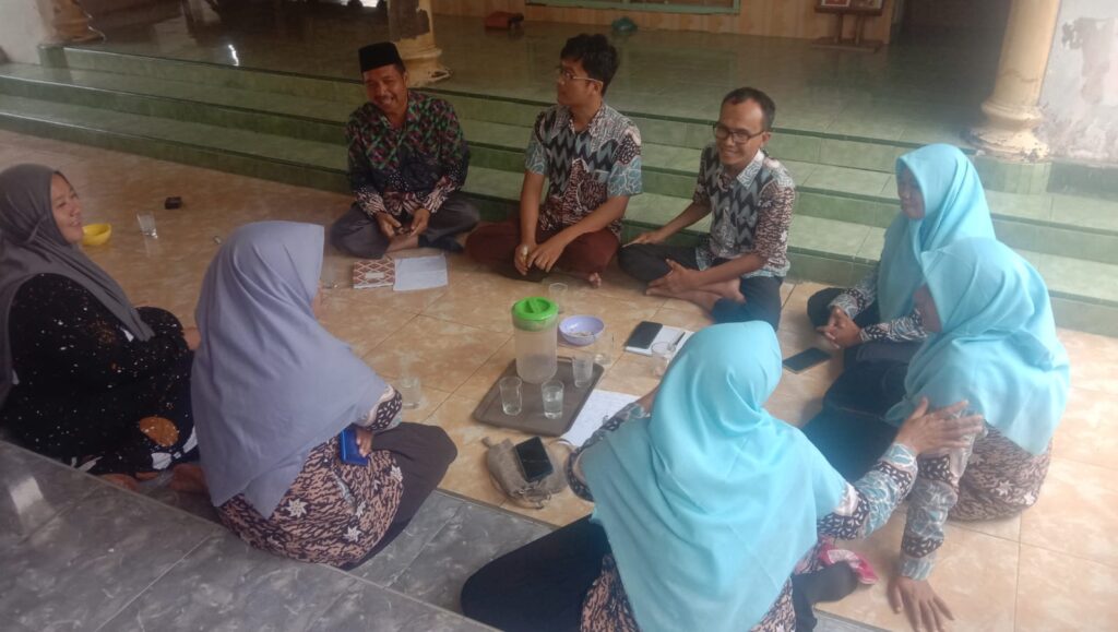 MTs Miftahul Ulum Buwek Gelar Rapat Pembentukan Panitia Ujian Madrasah dan PPDB