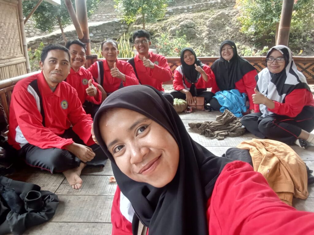 MTs Miftahul Ulum Buwek Gelar Focus Group Discussion MTs Miftahul Ulum Buwek Gelar Focus Group Discussion