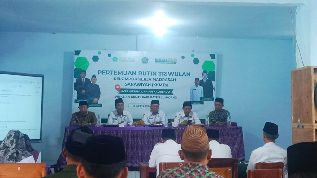 Pertemuan Rutin Triwulan Ke-3 KKMTs Kabupaten Lumajang Digelar di MTs Miftahul Arifin Pertemuan Rutin Triwulan Ke-3 KKMTs Kabupaten Lumajang Digelar di MTs Miftahul Arifin