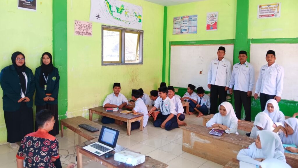 Program Tindak Lanjut BRUS oleh KUA Randuagung di MTs Miftahul Ulum Buwek Program Tindak Lanjut BRUS oleh KUA Randuagung di MTs Miftahul Ulum Buwek