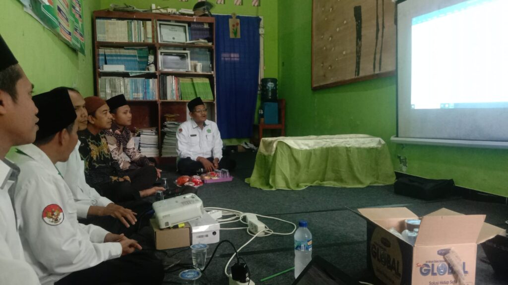 MGMP Al-Qur’an Hadits Wilker 2 Gelar Telaah Soal Asesmen Akhir Semester Ganjil 2025/2026
