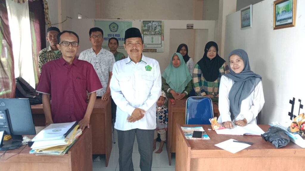 MTs Miftahul Ulum Buwek Gelar Rapat Evaluasi KBM, SPMB dan Persiapan Ramadan MTs Miftahul Ulum Buwek Gelar Rapat Evaluasi KBM, SPMB dan Persiapan Ramadan