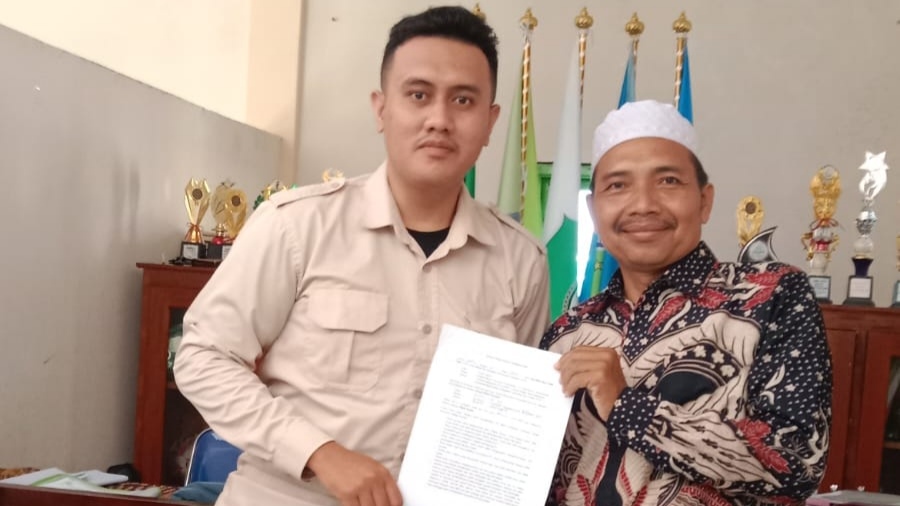 MTs Miftahul Ulum Buwek Teken MoU dengan SPPG Gedang Mas untuk Program MBG Siswa