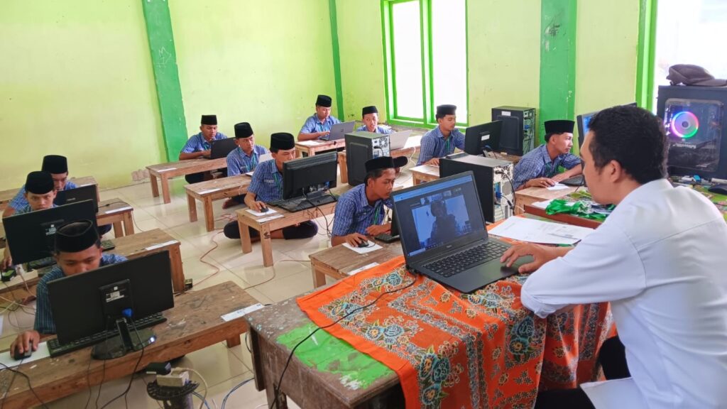 Hari Terakhir TKA MTs Miftahul Ulum Buwek Berjalan Lancar dan Sukses Hari Terakhir TKA MTs Miftahul Ulum Buwek Berjalan Lancar dan Sukses
