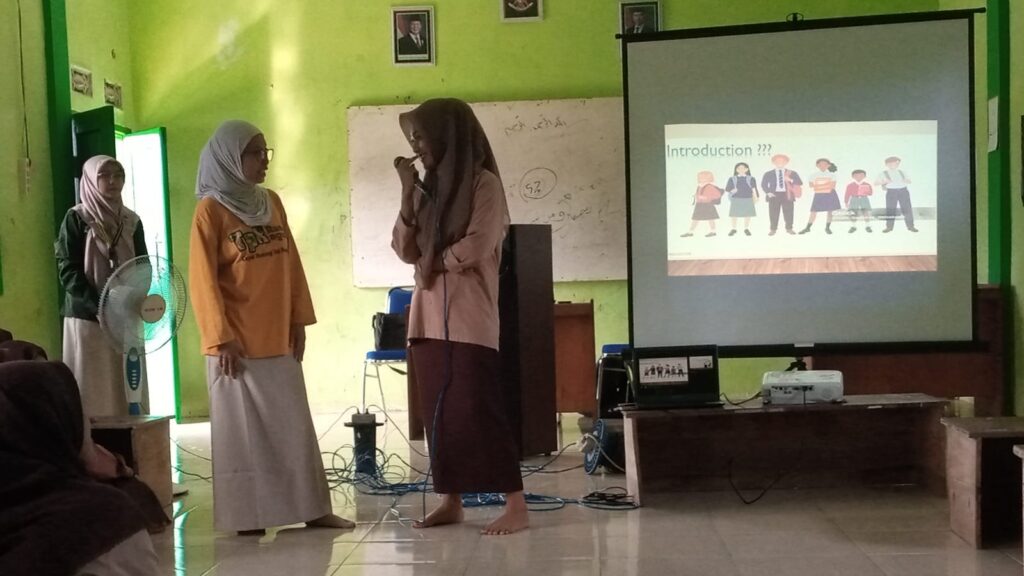 MTs Miftahul Ulum Buwek Gelar Sosialisasi Kesehatan Remaja dan Stop Bullying Bersama Puskesmas Randuagung